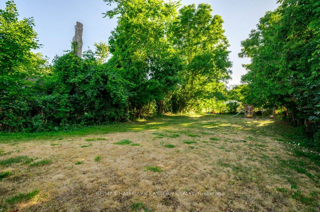 Photo 40 of 677 Armour Road, Peterborough, Ashburnham Ward 4 — HOMEH
