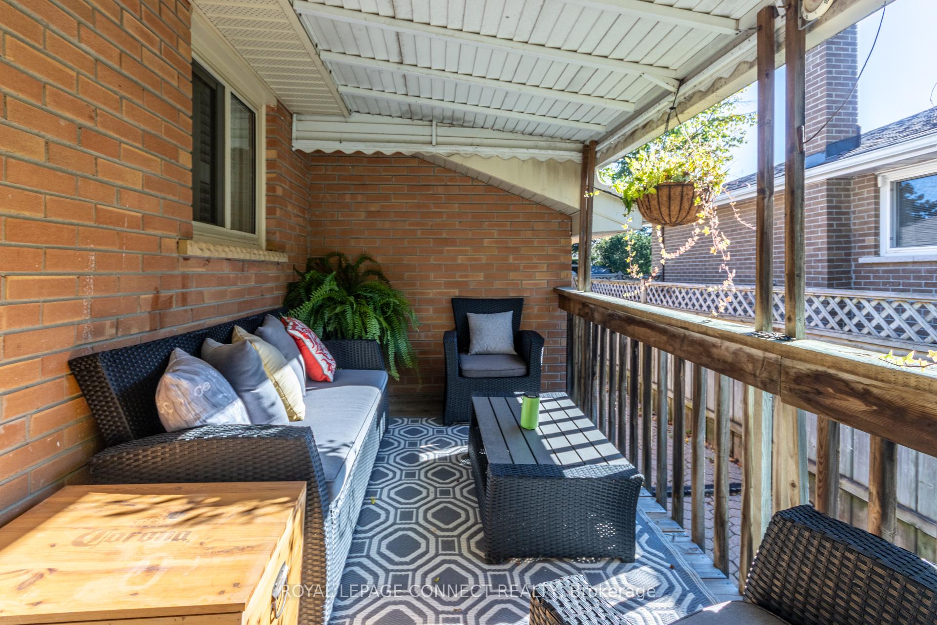 Photo 25 of 928 Walton Boulevard, Whitby, Williamsburg — HOMEH