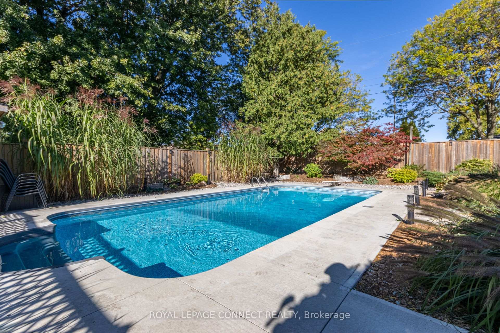 Photo 27 of 928 Walton Boulevard, Whitby, Williamsburg — HOMEH