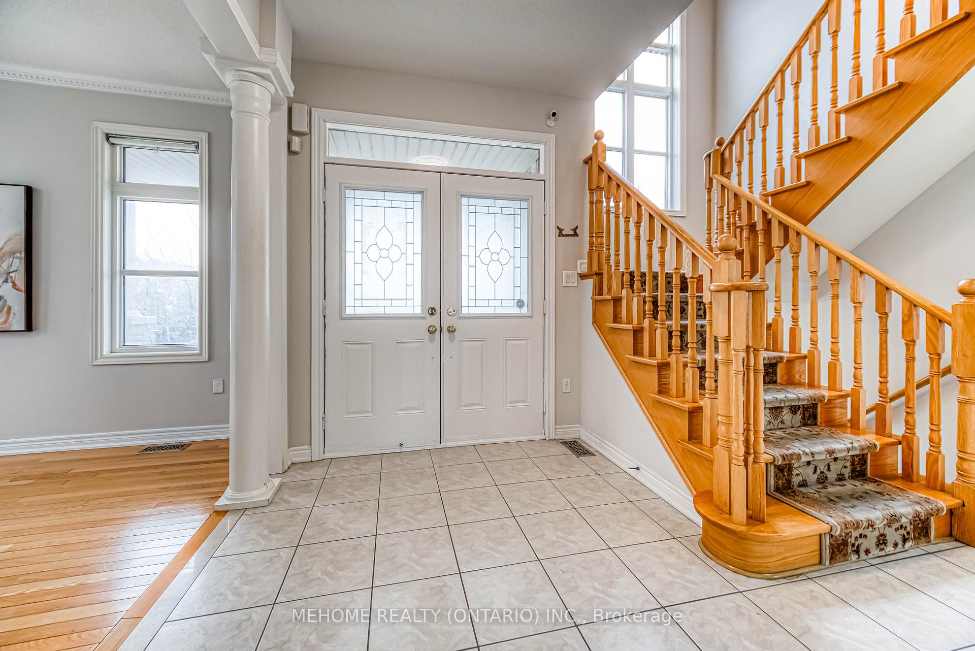 Photo 3 of 294 Freedom Trail Road, Vaughan, Patterson — HOMEH