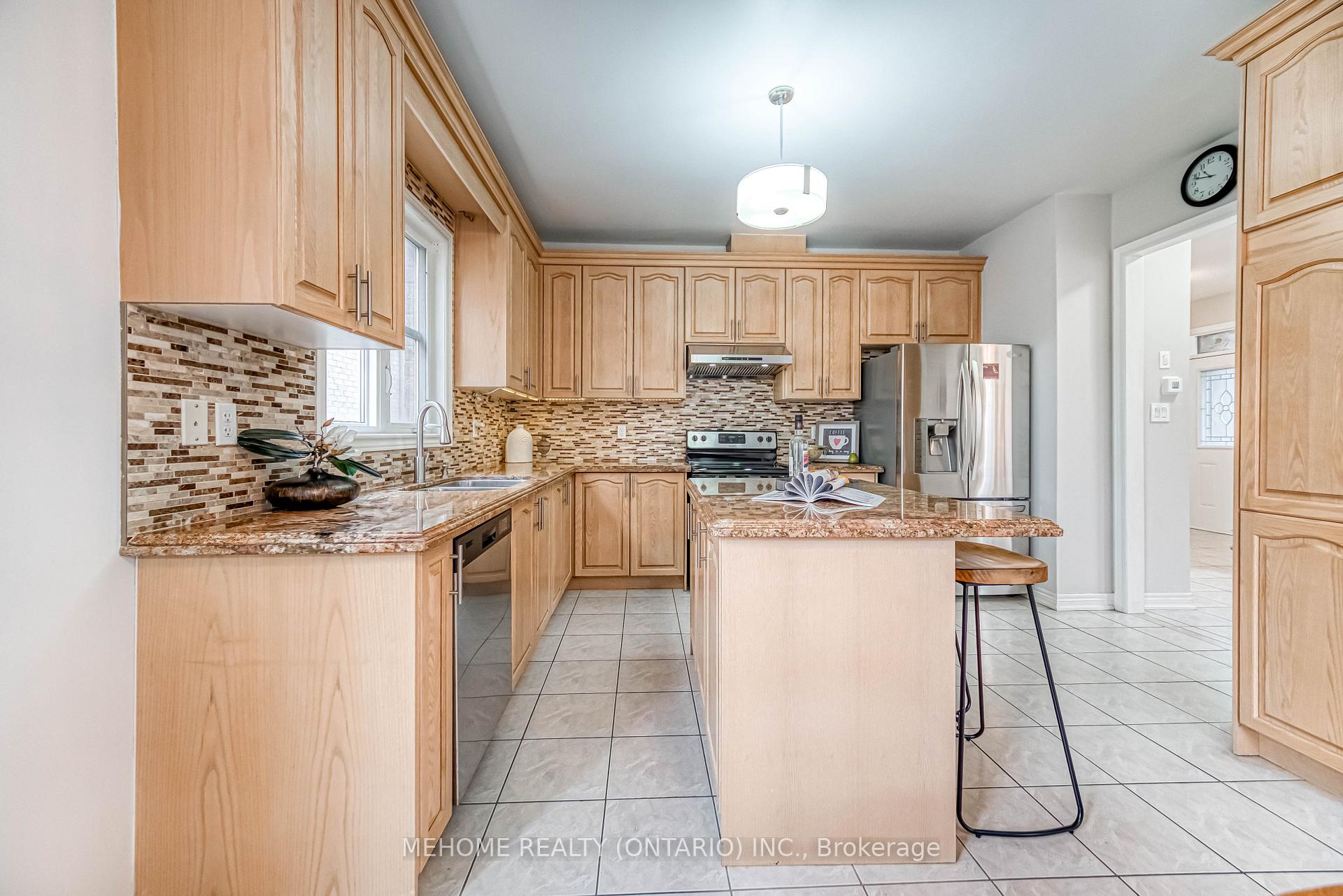 Photo 15 of 294 Freedom Trail Road, Vaughan, Patterson — HOMEH
