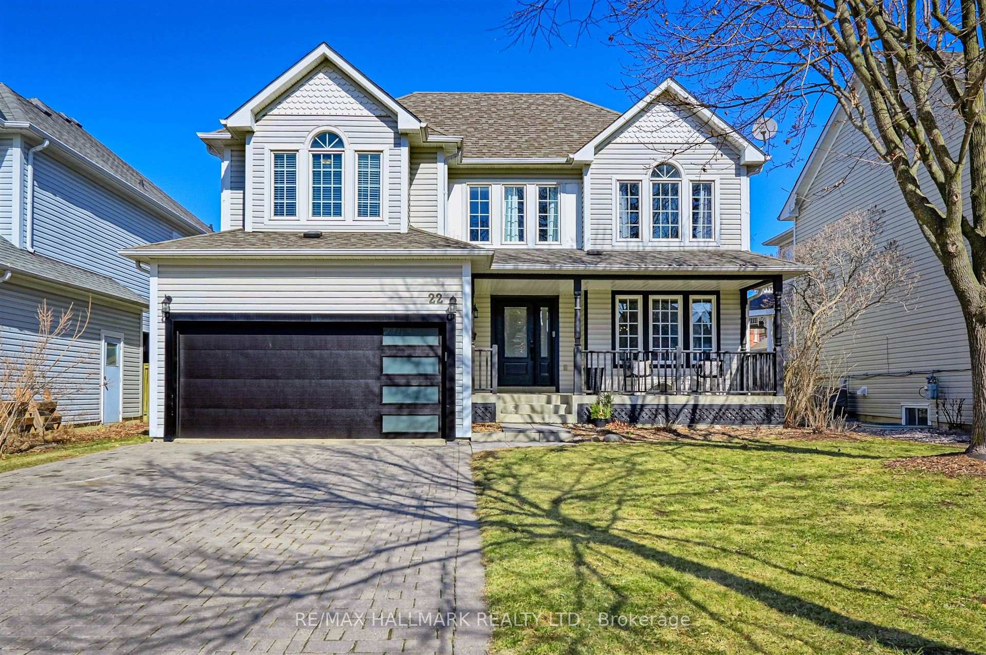 Photo 1 of 22 Thorndyke Crescent, Whitby, Brooklin — HOMEH