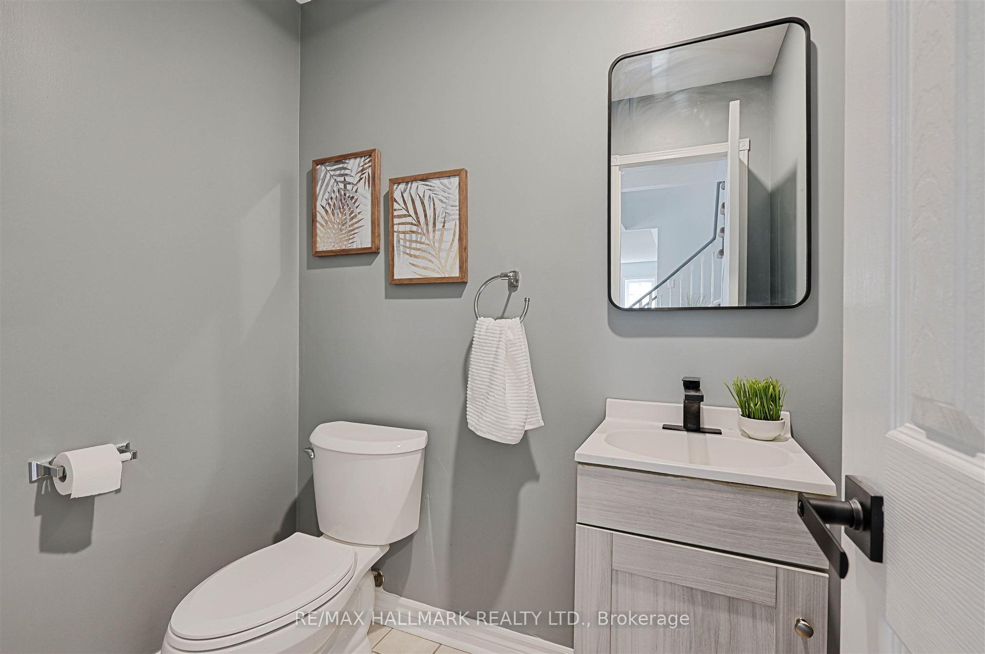 Photo 22 of 22 Thorndyke Crescent, Whitby, Brooklin — HOMEH