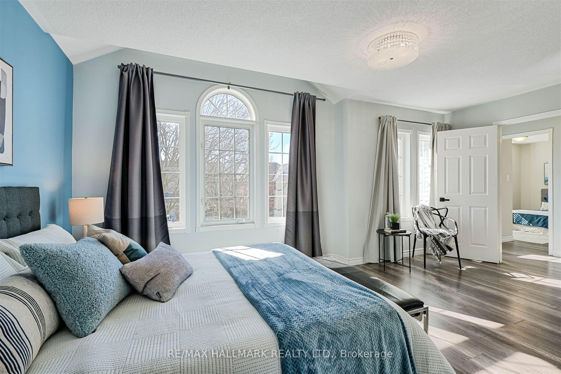 Photo 25 of 22 Thorndyke Crescent, Whitby, Brooklin — HOMEH
