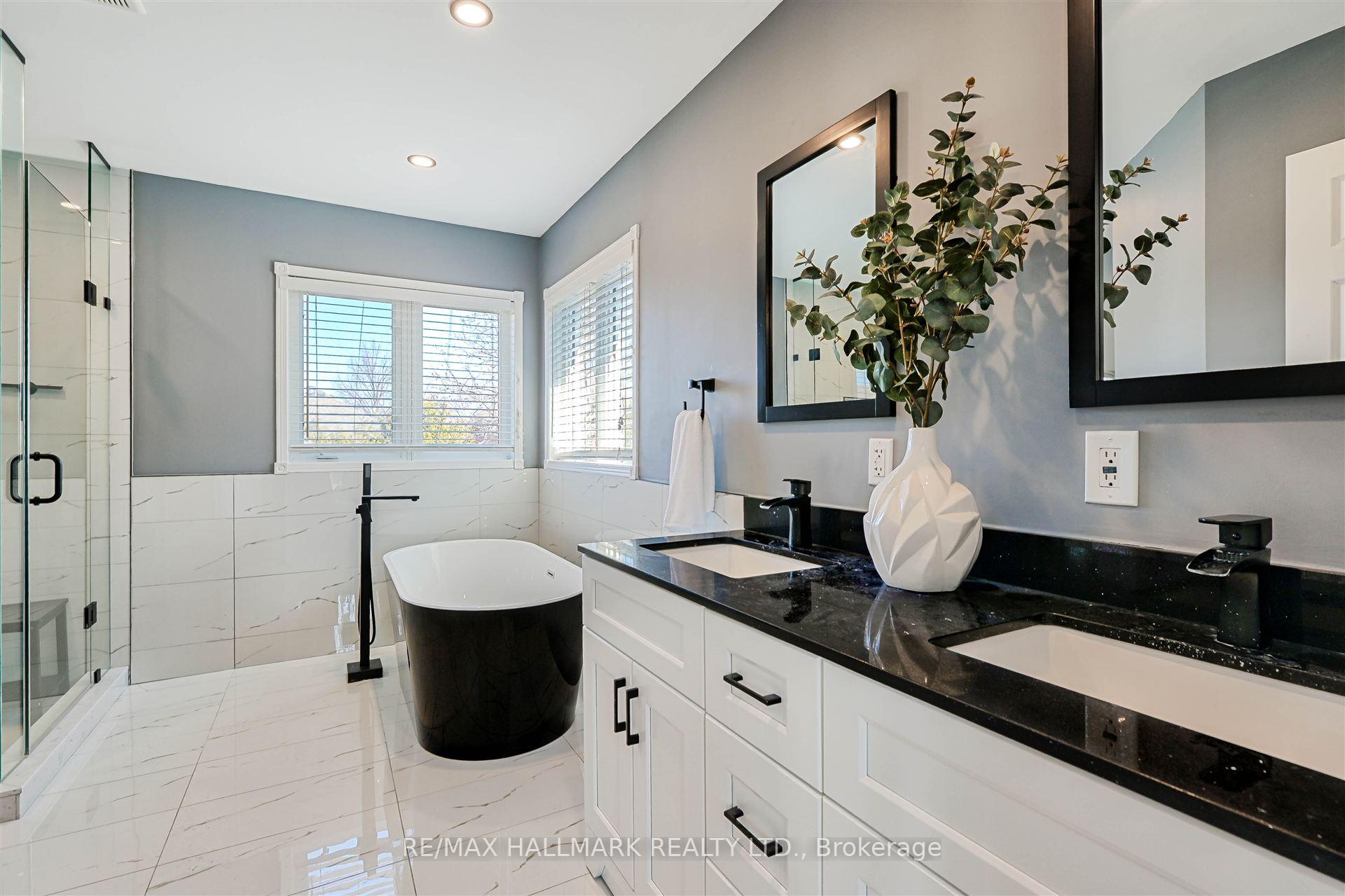 Photo 27 of 22 Thorndyke Crescent, Whitby, Brooklin — HOMEH