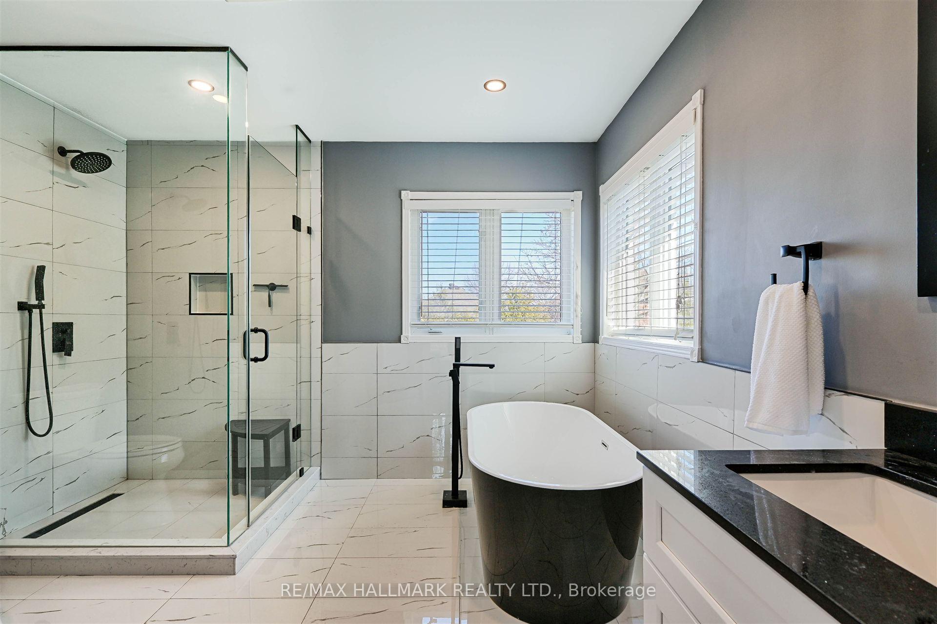 Photo 28 of 22 Thorndyke Crescent, Whitby, Brooklin — HOMEH
