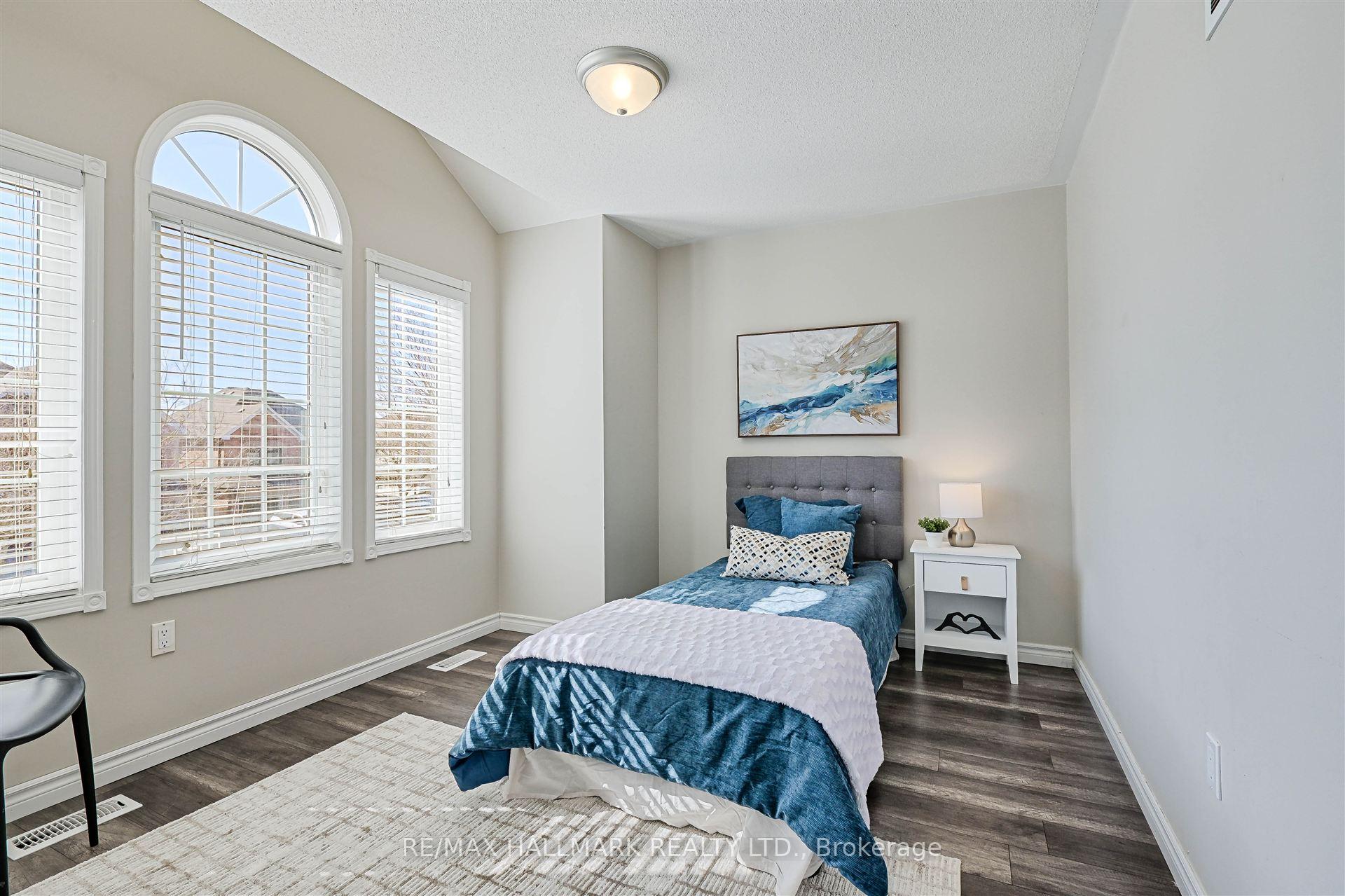 Photo 29 of 22 Thorndyke Crescent, Whitby, Brooklin — HOMEH