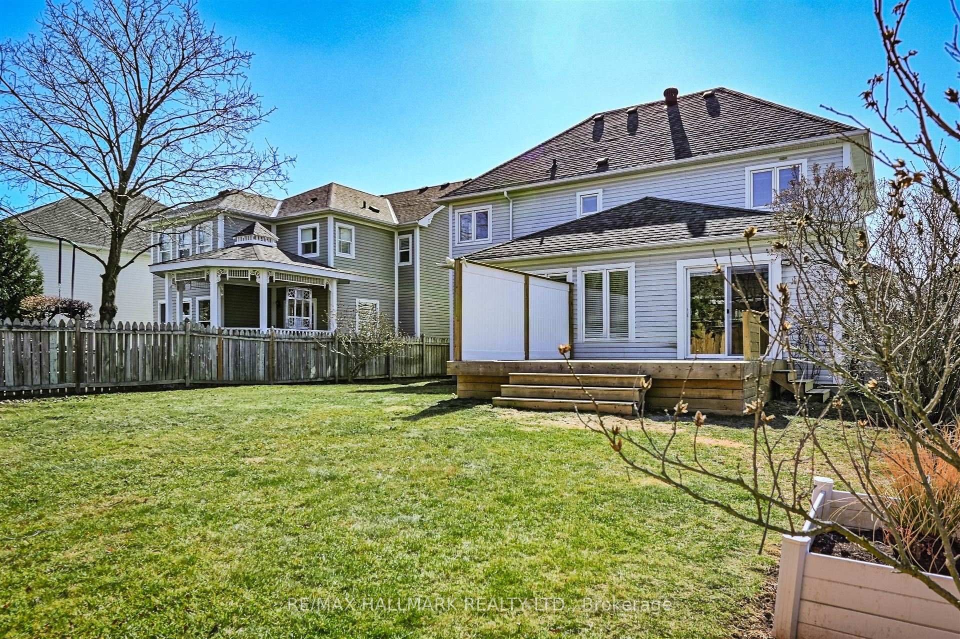 Photo 39 of 22 Thorndyke Crescent, Whitby, Brooklin — HOMEH