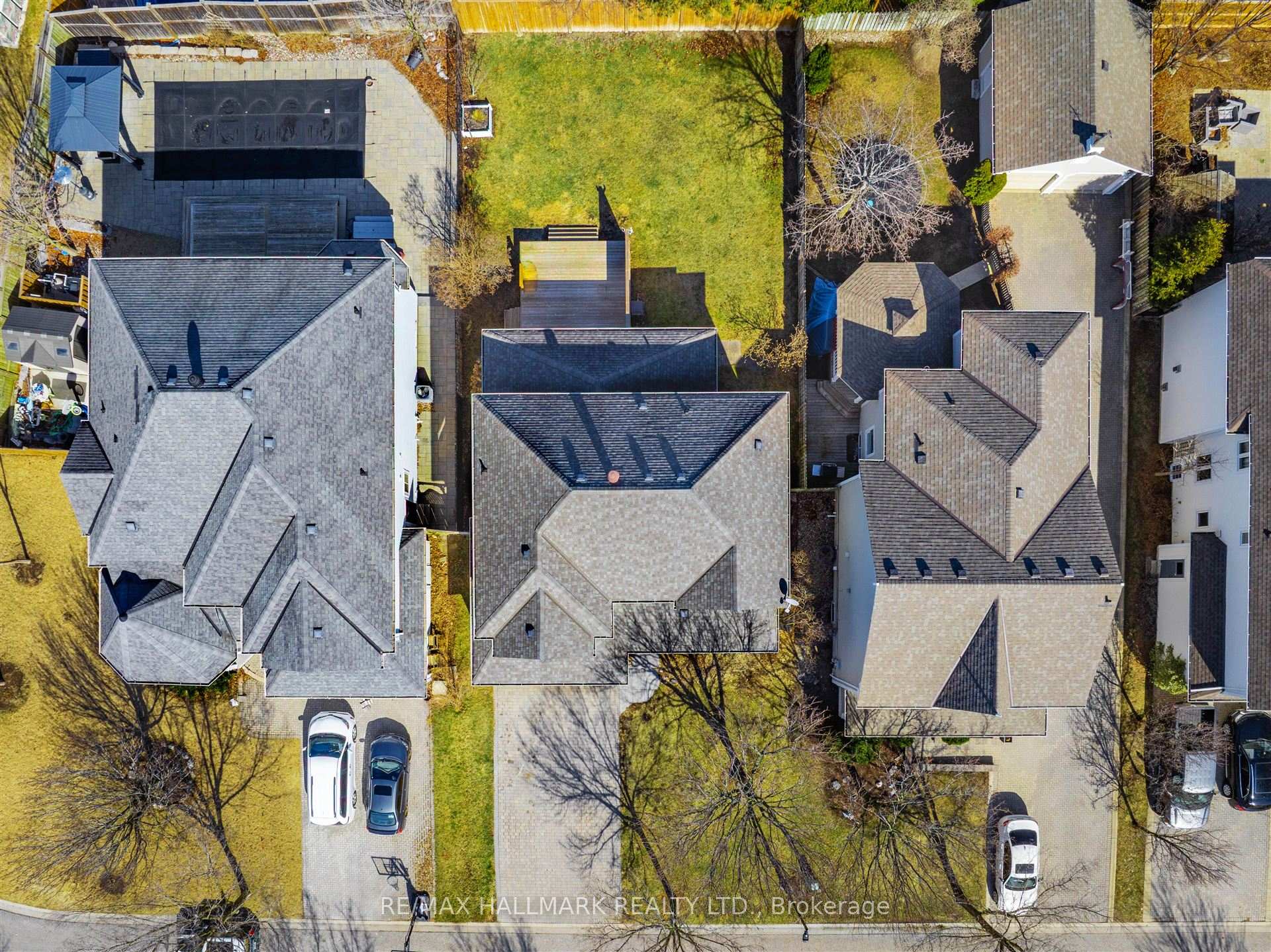 Photo 42 of 22 Thorndyke Crescent, Whitby, Brooklin — HOMEH
