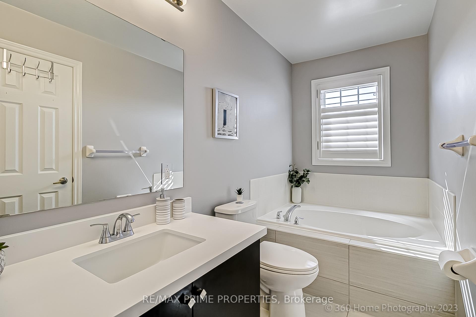 Photo 23 of 4765 Highway 7, Vaughan, East Woodbridge — HOMEH