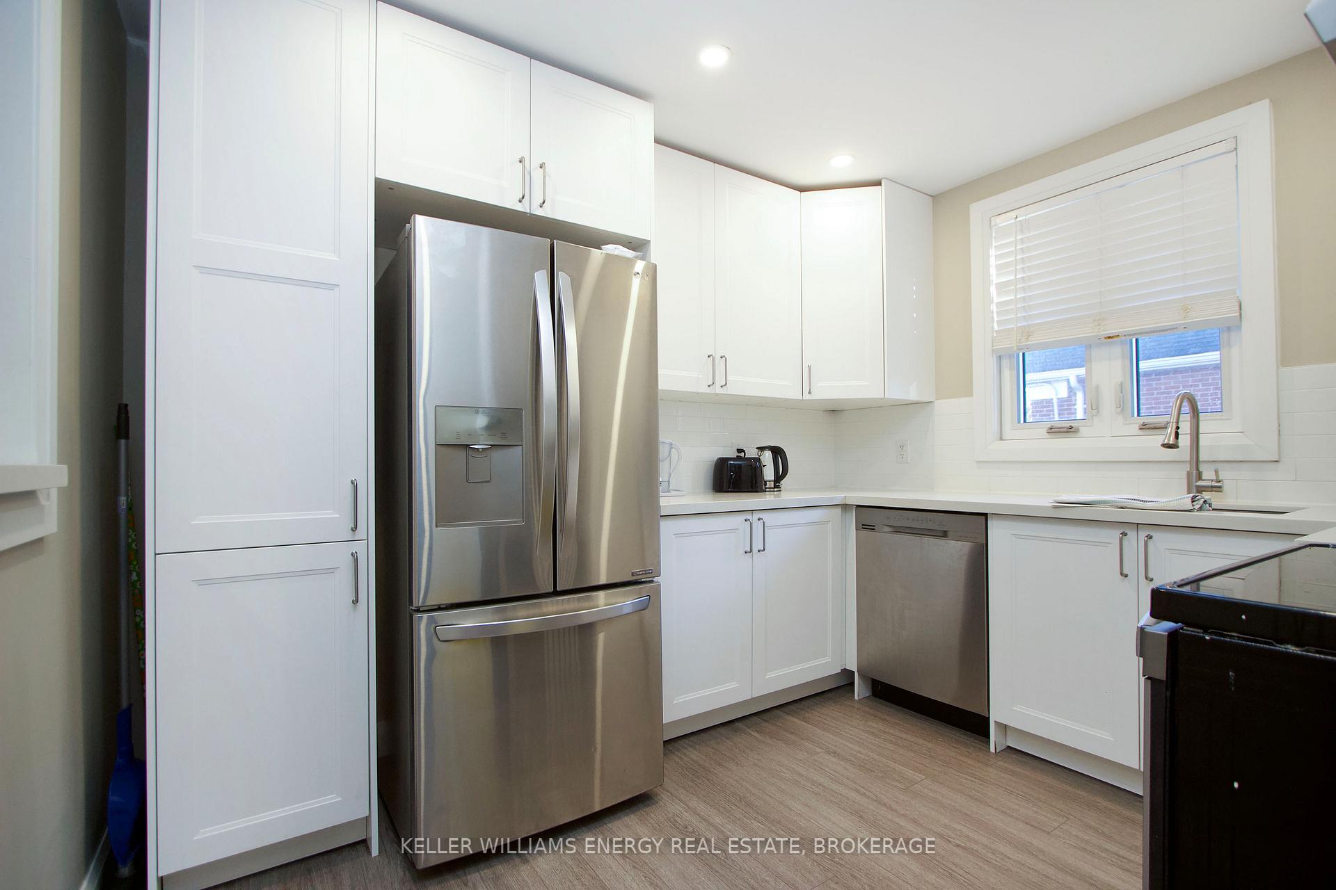 Photo 5 of Unit Main/Up, 846 Masson Street, Oshawa, Centennial — HOMEH
