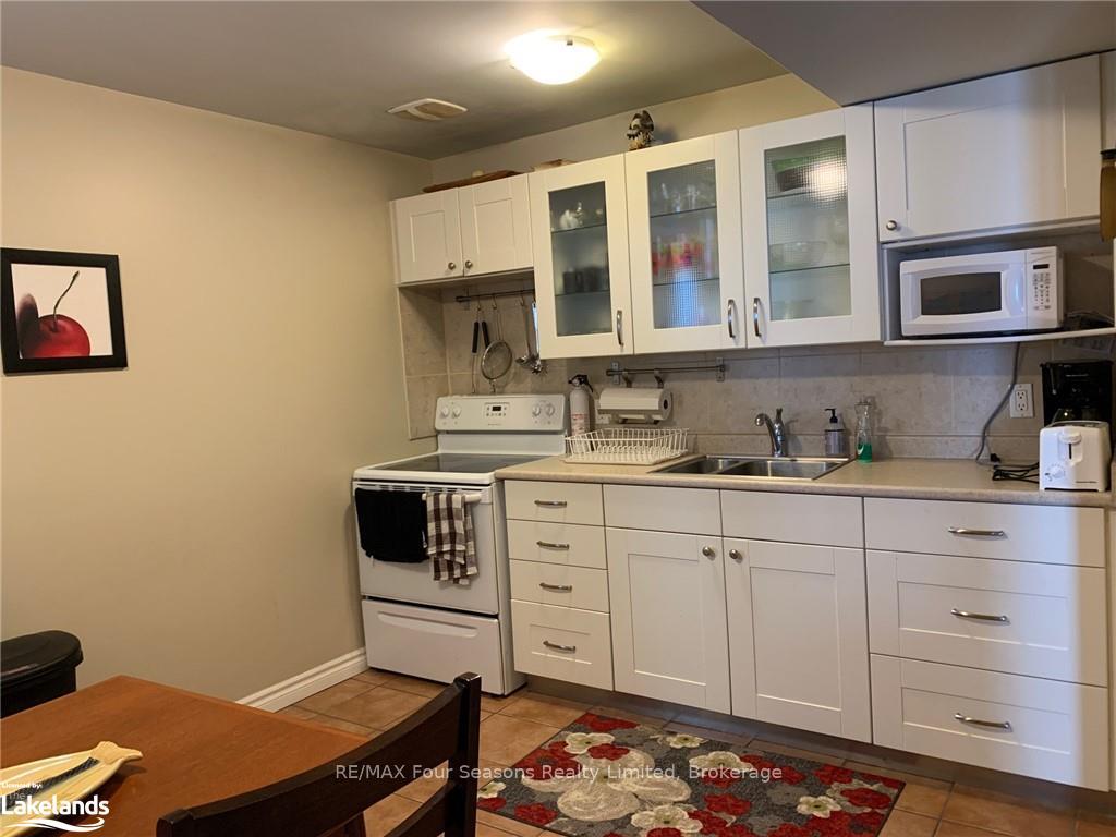 Photo 3 of 163 Lake Drive, Blue Mountains — HOMEH