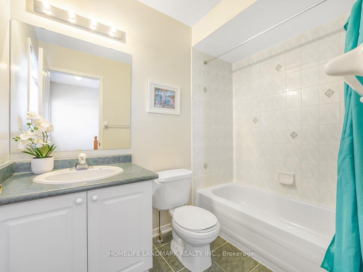 Photo 32 of 71 Downey Drive, Whitby, Brooklin — HOMEH