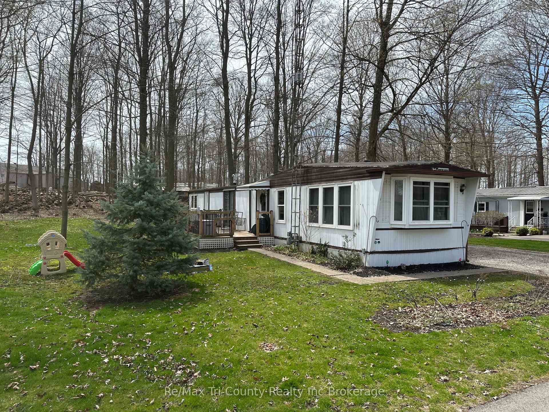 Photo 1 of 10085 Culloden Rd (Oak St Unit 210), Bayham, Rural Bayham — HOMEH
