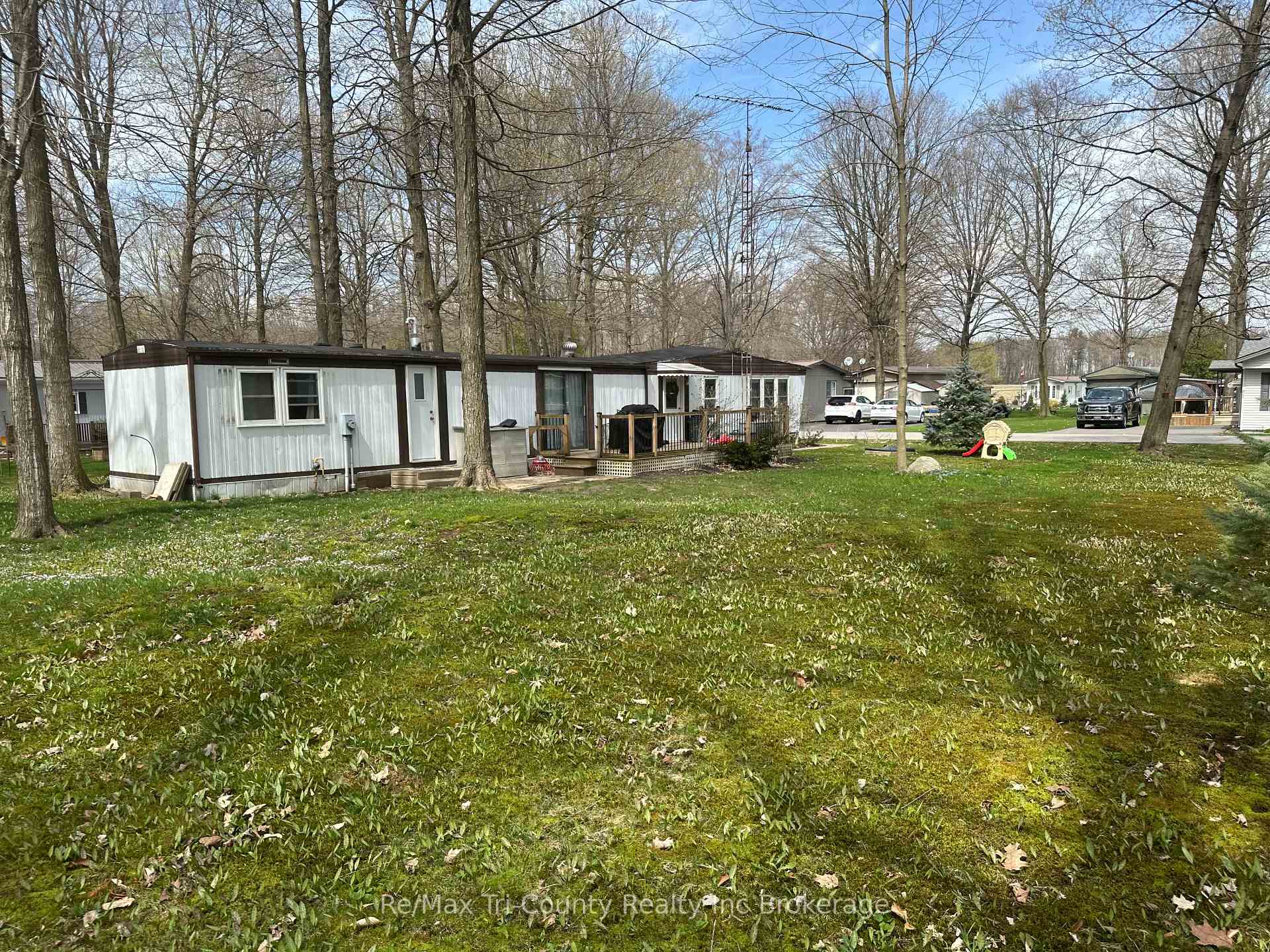 Photo 3 of 10085 Culloden Rd (Oak St Unit 210), Bayham, Rural Bayham — HOMEH