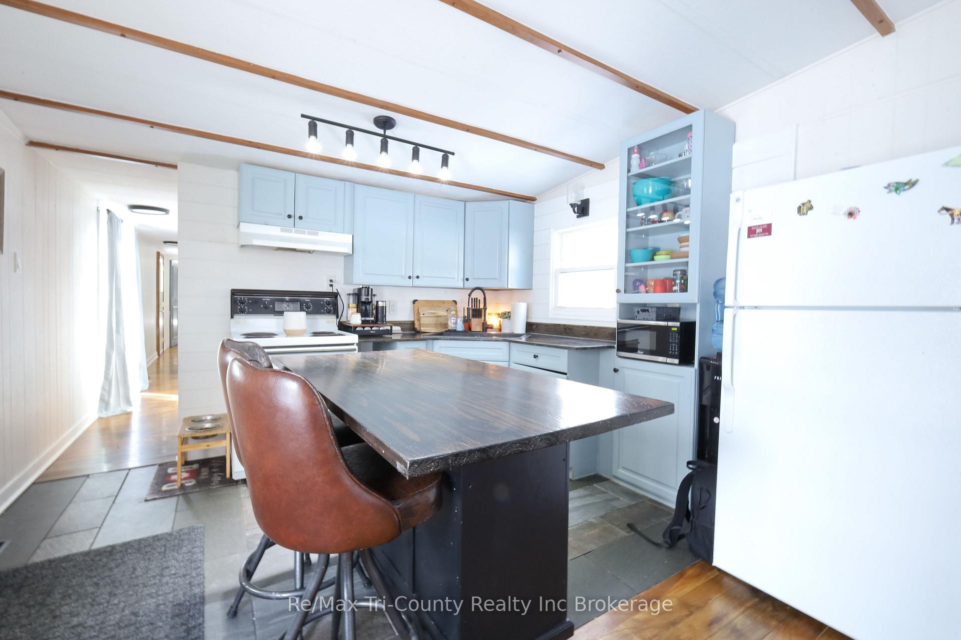 Photo 9 of 10085 Culloden Rd (Oak St Unit 210), Bayham, Rural Bayham — HOMEH