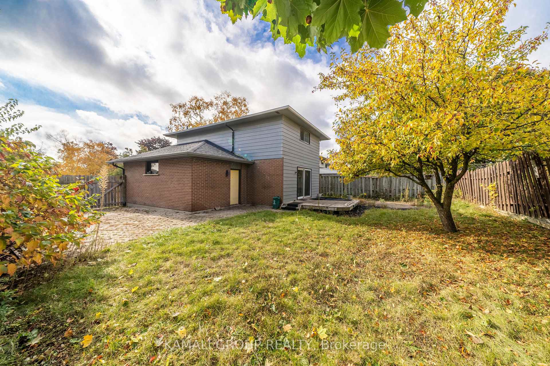 Photo 27 of 913 Carnaby Crescent, Oshawa, Centennial — HOMEH