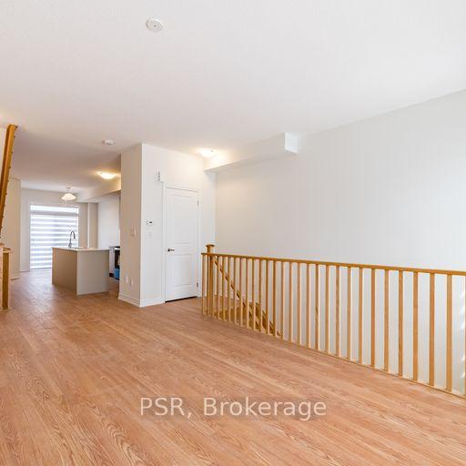 Photo 2 of 794 Eddystone Path S, Oshawa, Donevan — HOMEH