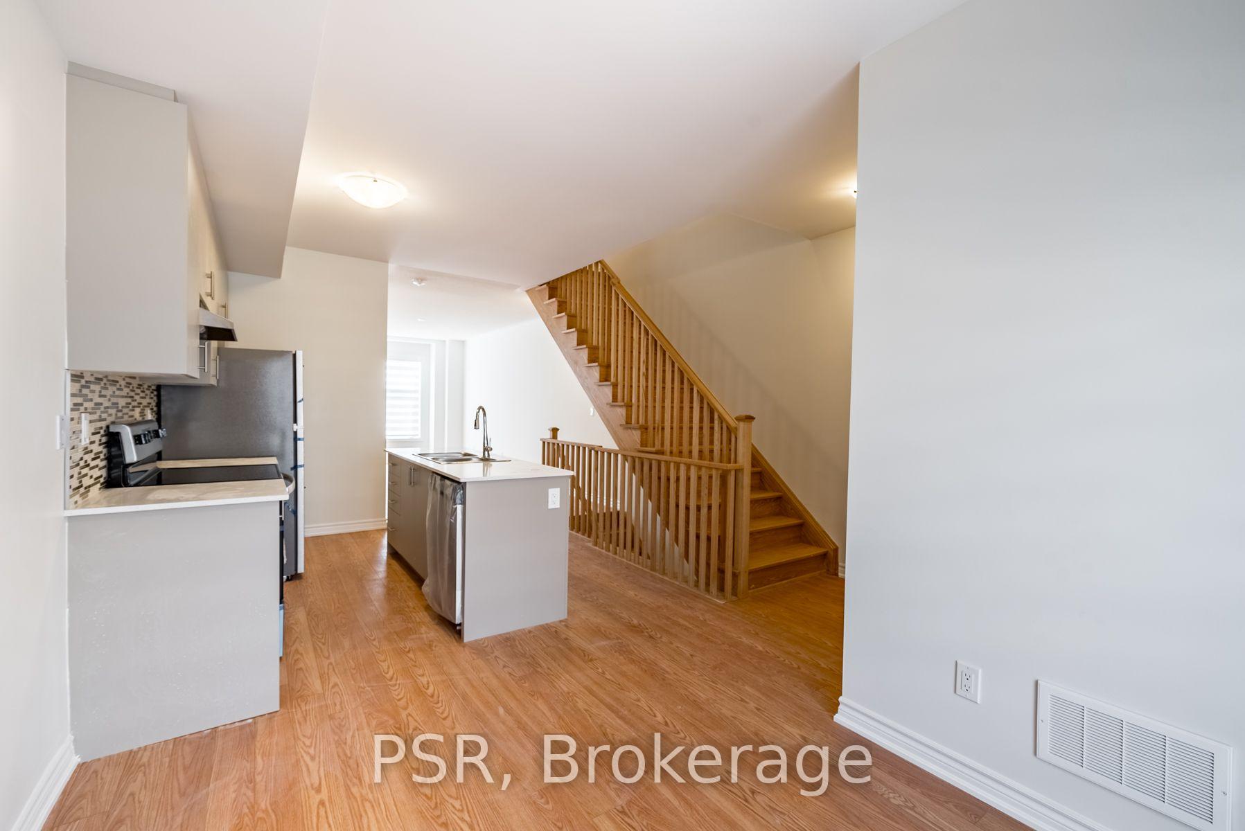 Photo 9 of 794 Eddystone Path S, Oshawa, Donevan — HOMEH