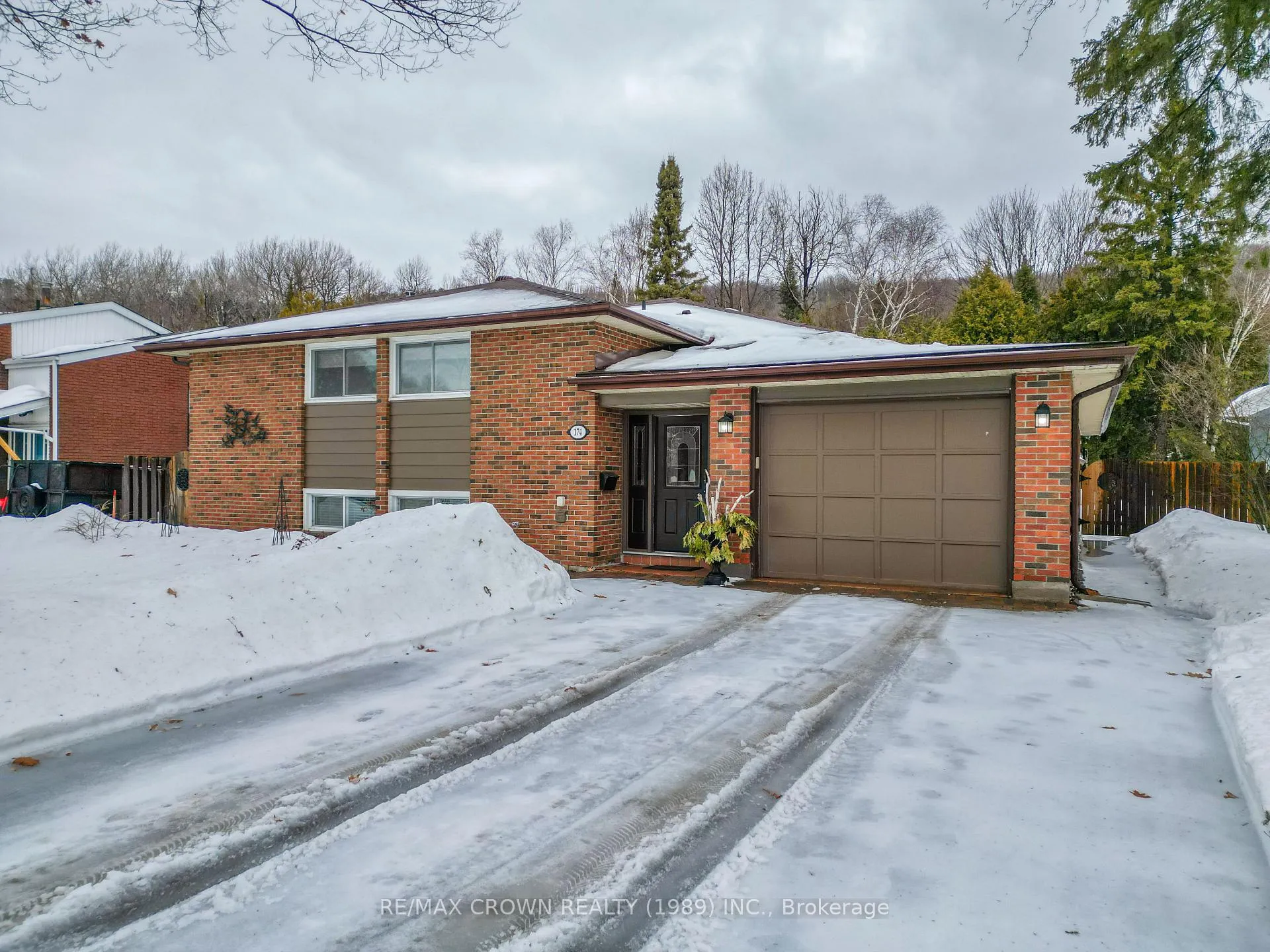Photo 3 of 174 Rancier Street, North Bay, Widdifield — HOMEH