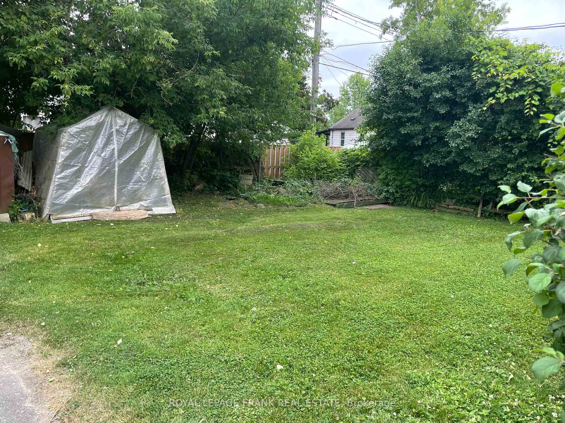 Photo 17 of 541 McKellar Street, Peterborough, Otonabee Ward 1 — HOMEH