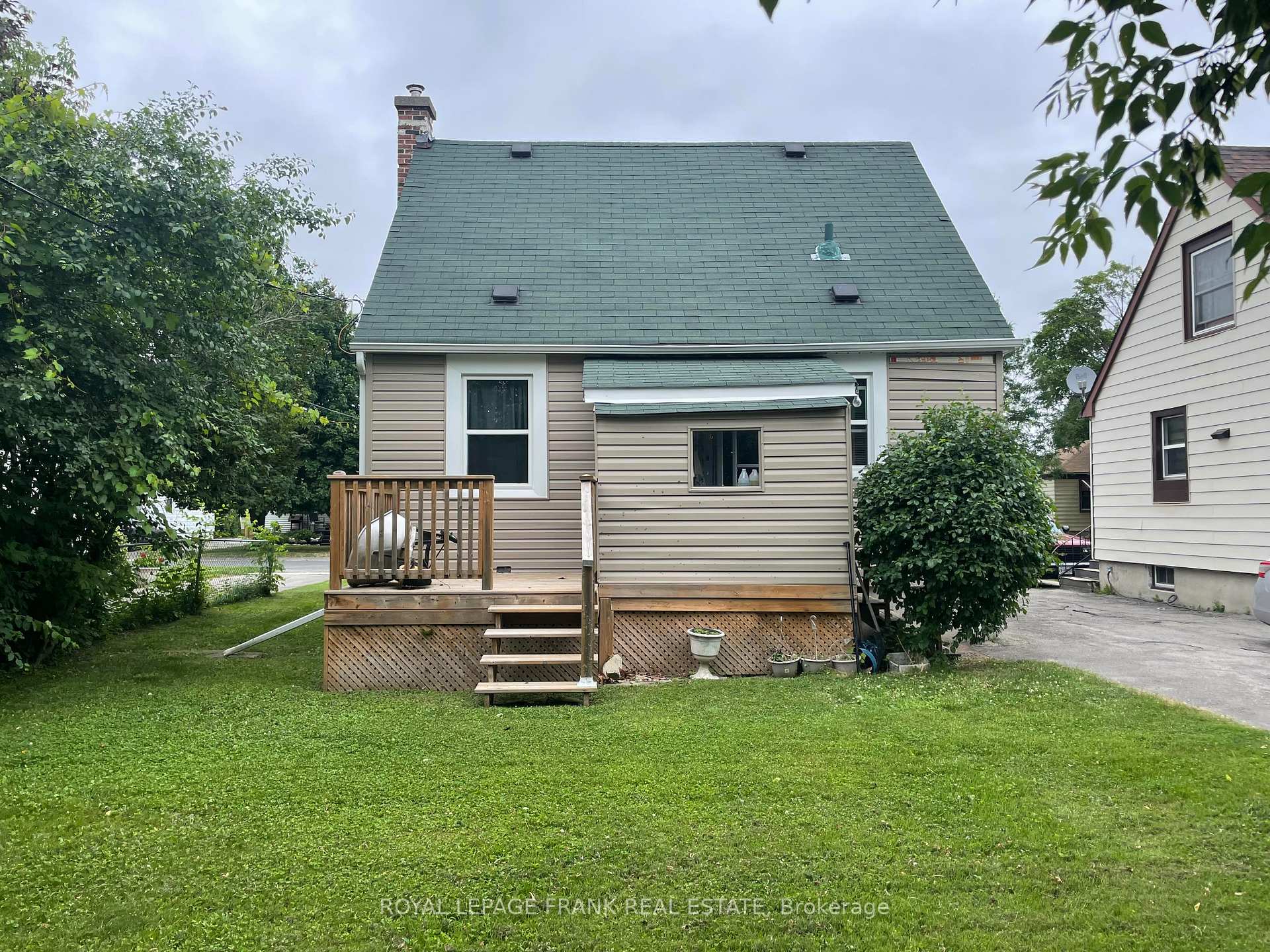 Photo 18 of 541 McKellar Street, Peterborough, Otonabee Ward 1 — HOMEH