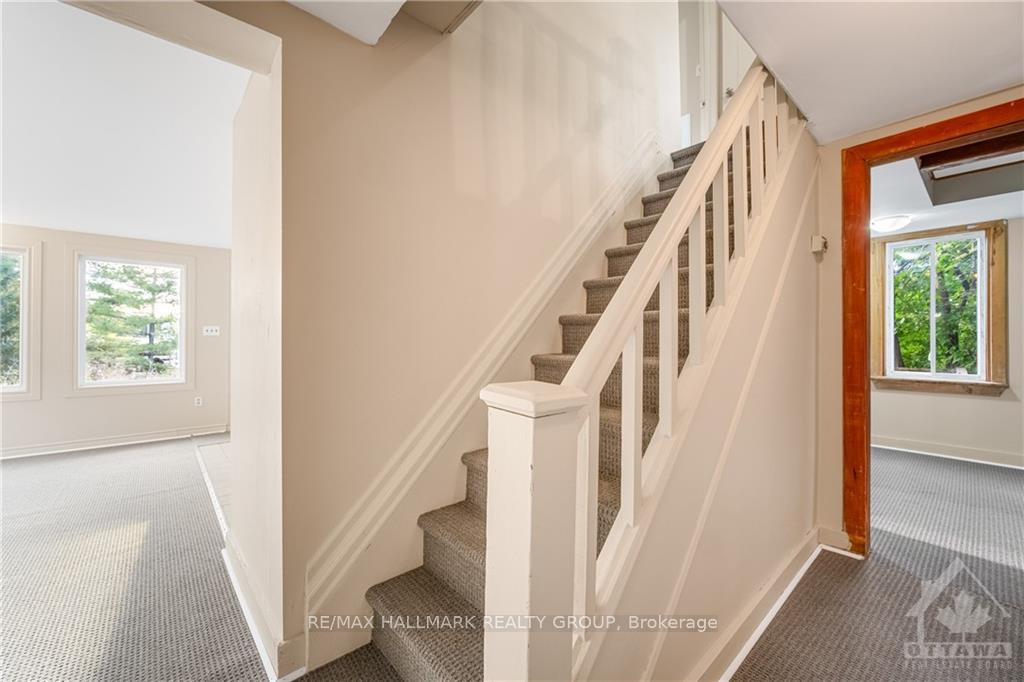 Photo 16 of 1889 Old Montreal Road, Ottawa, Camelot — HOMEH