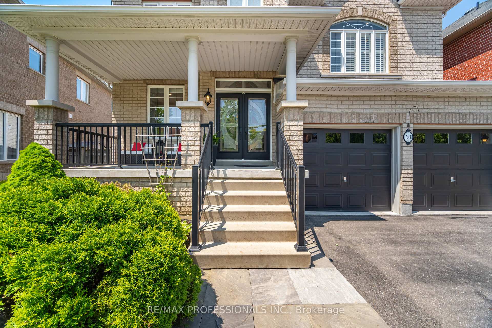 Photo 3 of 60 Acqua Drive, Vaughan, Vellore Village — HOMEH