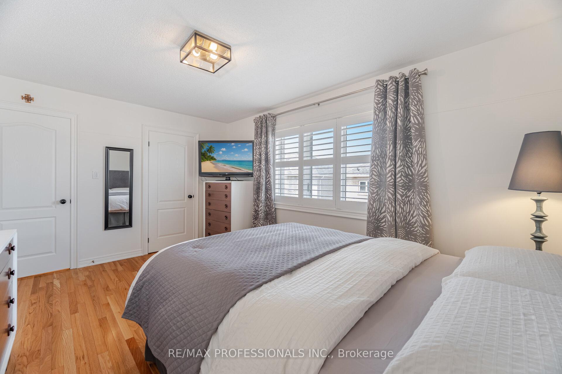 Photo 24 of 60 Acqua Drive, Vaughan, Vellore Village — HOMEH