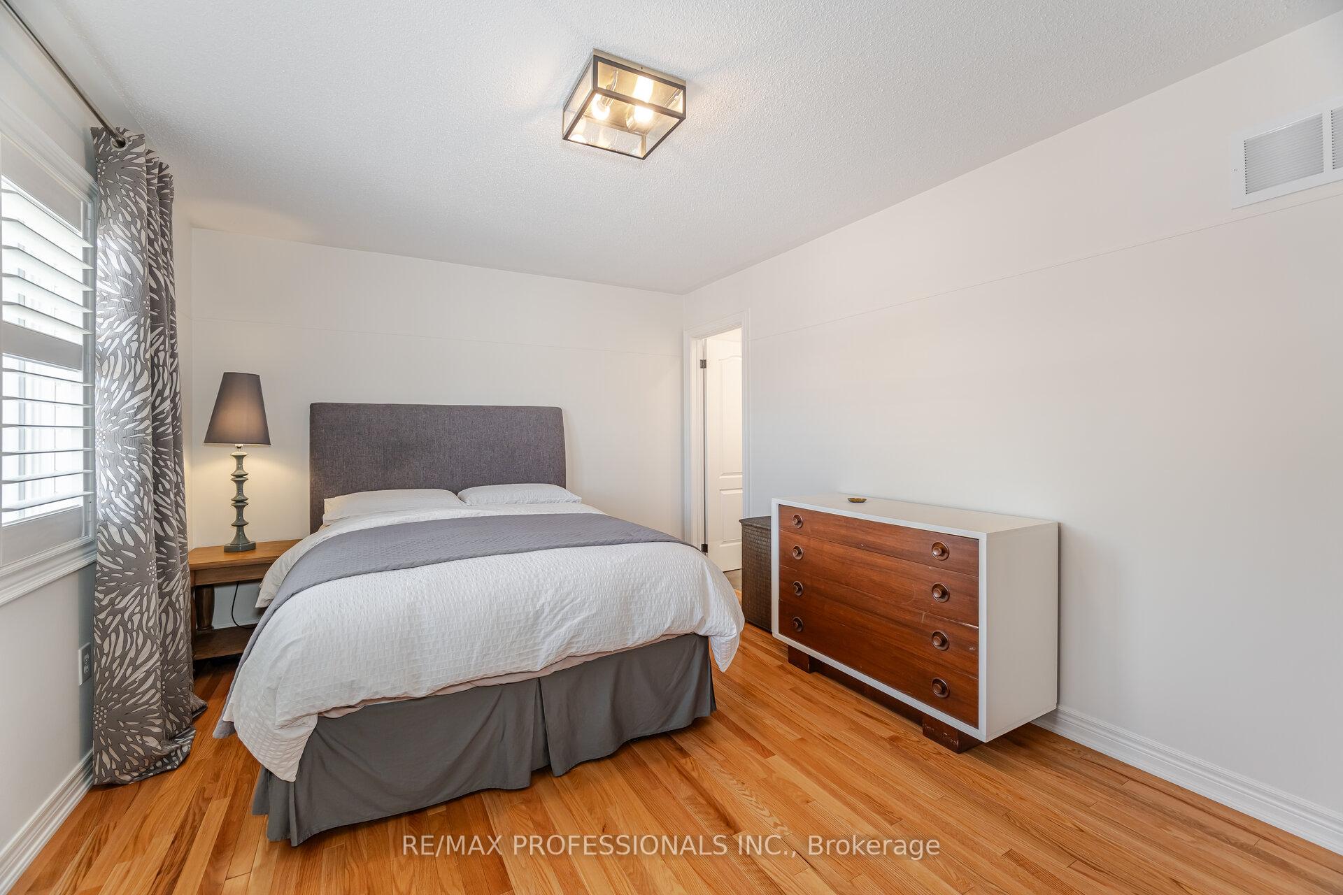 Photo 25 of 60 Acqua Drive, Vaughan, Vellore Village — HOMEH
