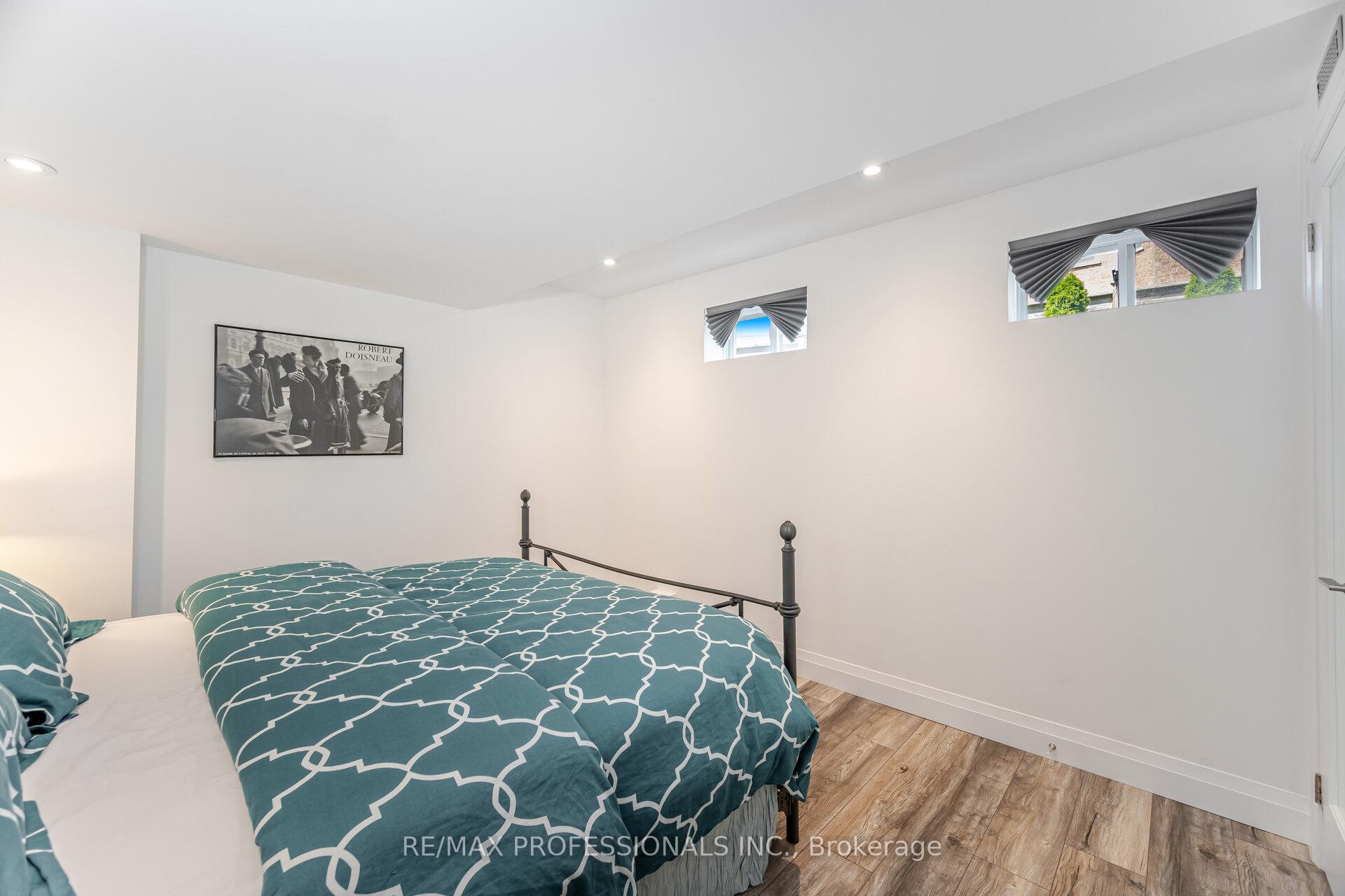 Photo 42 of 60 Acqua Drive, Vaughan, Vellore Village — HOMEH