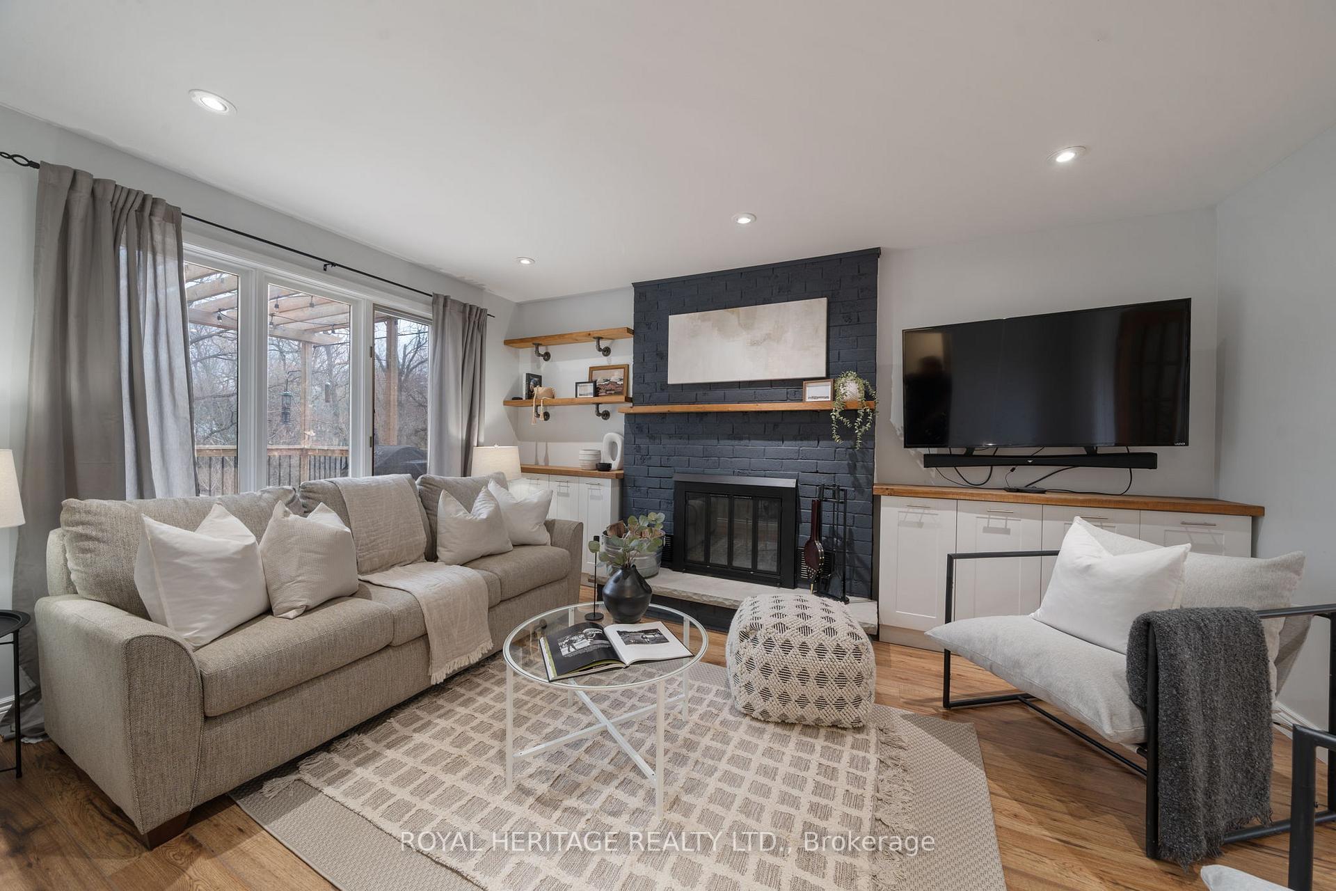Photo 8 of 525 Prestwick Drive, Oshawa, McLaughlin — HOMEH