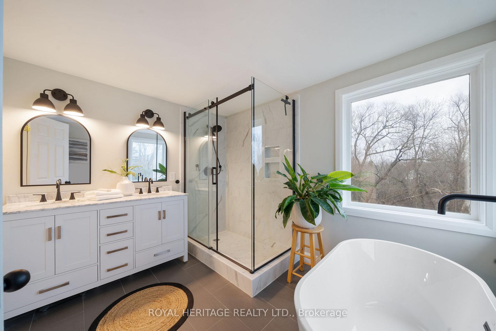 Photo 20 of 525 Prestwick Drive, Oshawa, McLaughlin — HOMEH