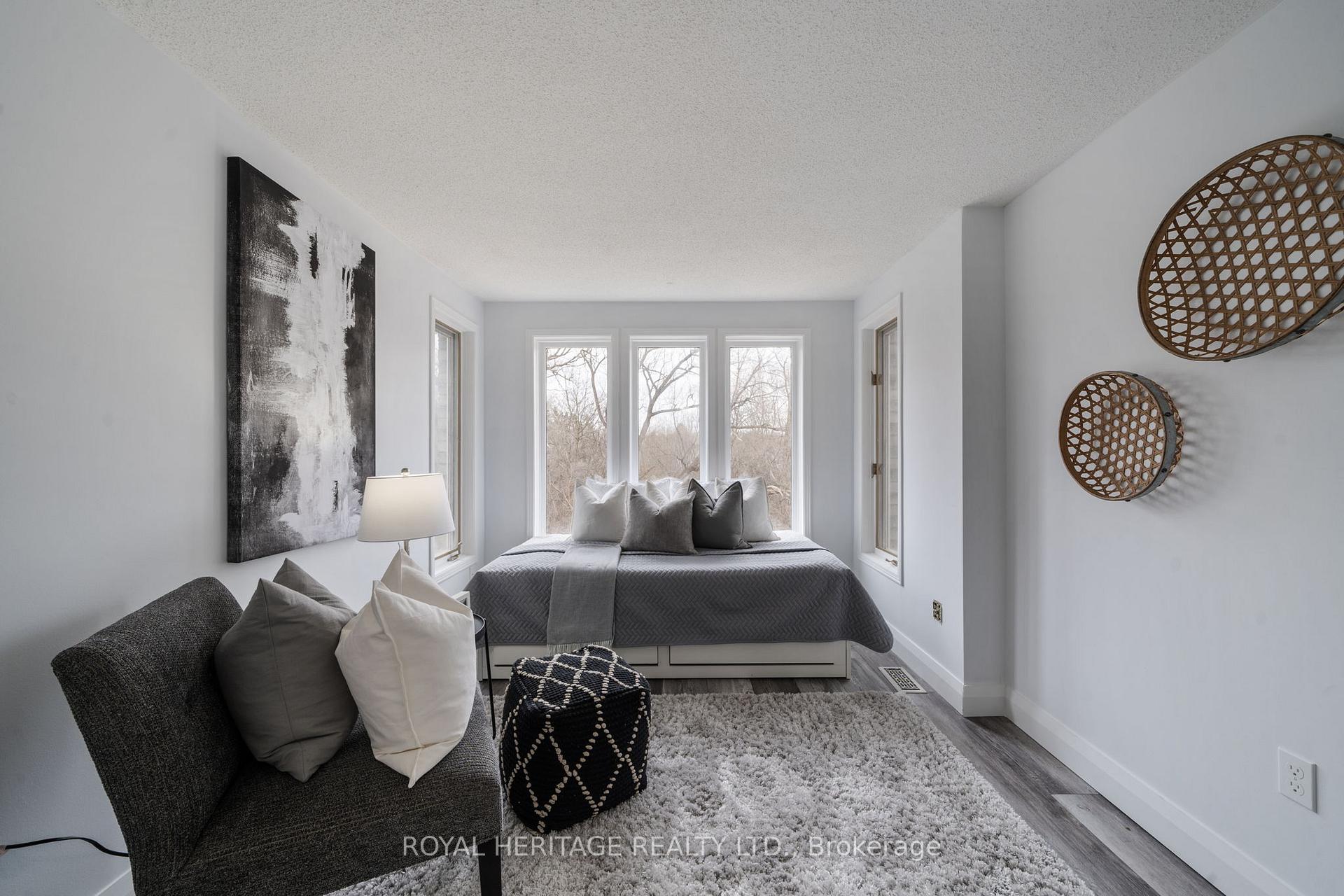 Photo 23 of 525 Prestwick Drive, Oshawa, McLaughlin — HOMEH