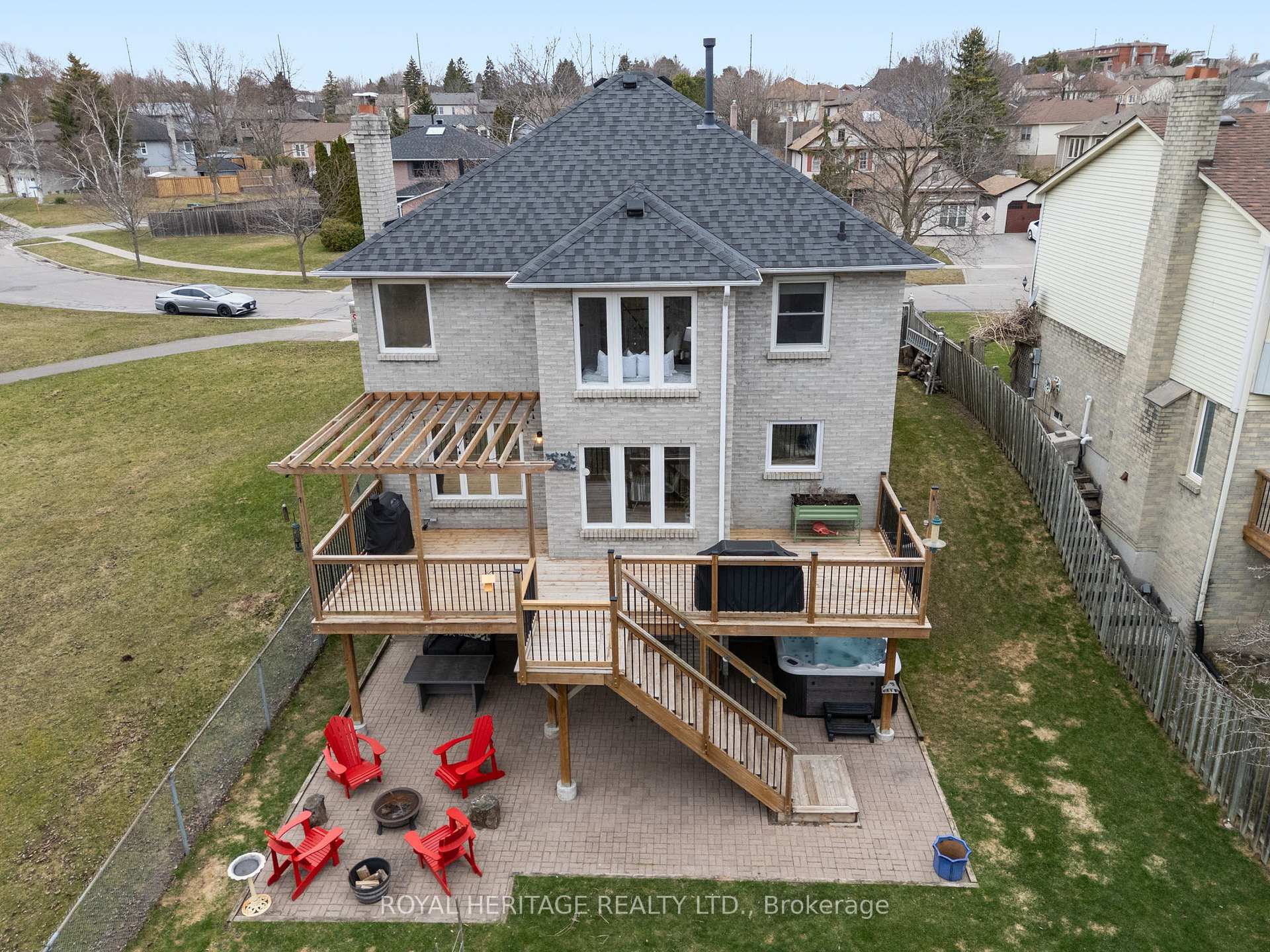 Photo 27 of 525 Prestwick Drive, Oshawa, McLaughlin — HOMEH