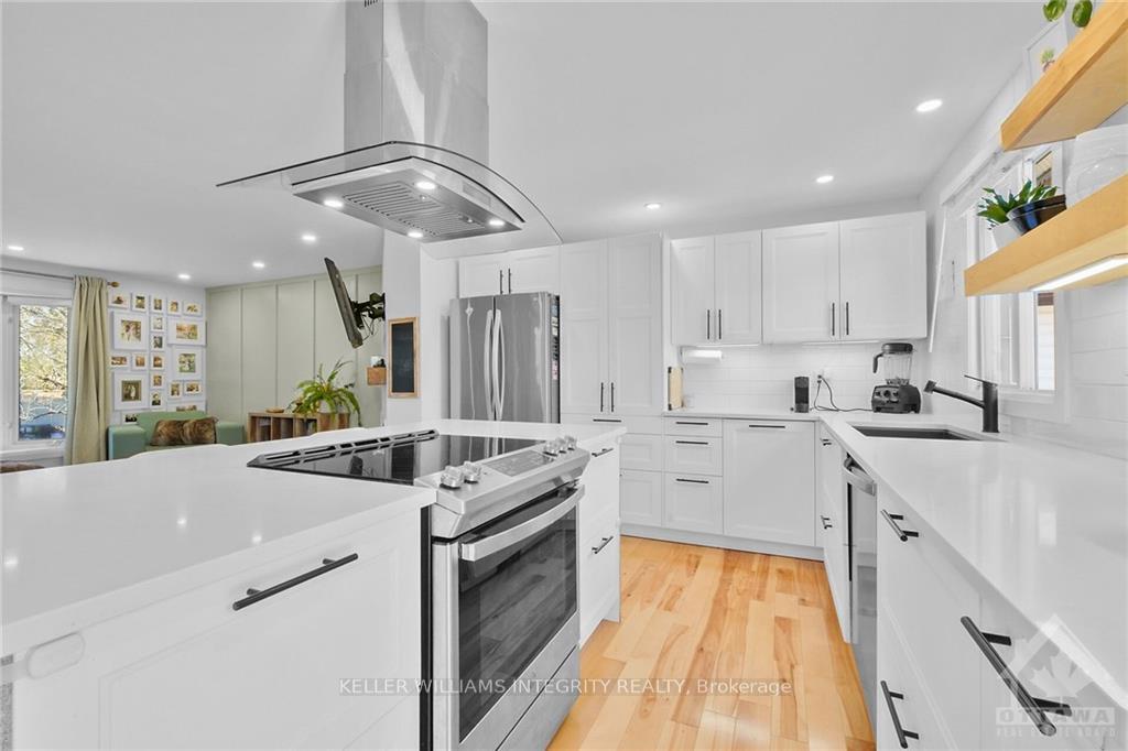 Photo 6 of 1556 Payette Drive, Ottawa, Bilberry Creek/Queenswood Heights — HOMEH