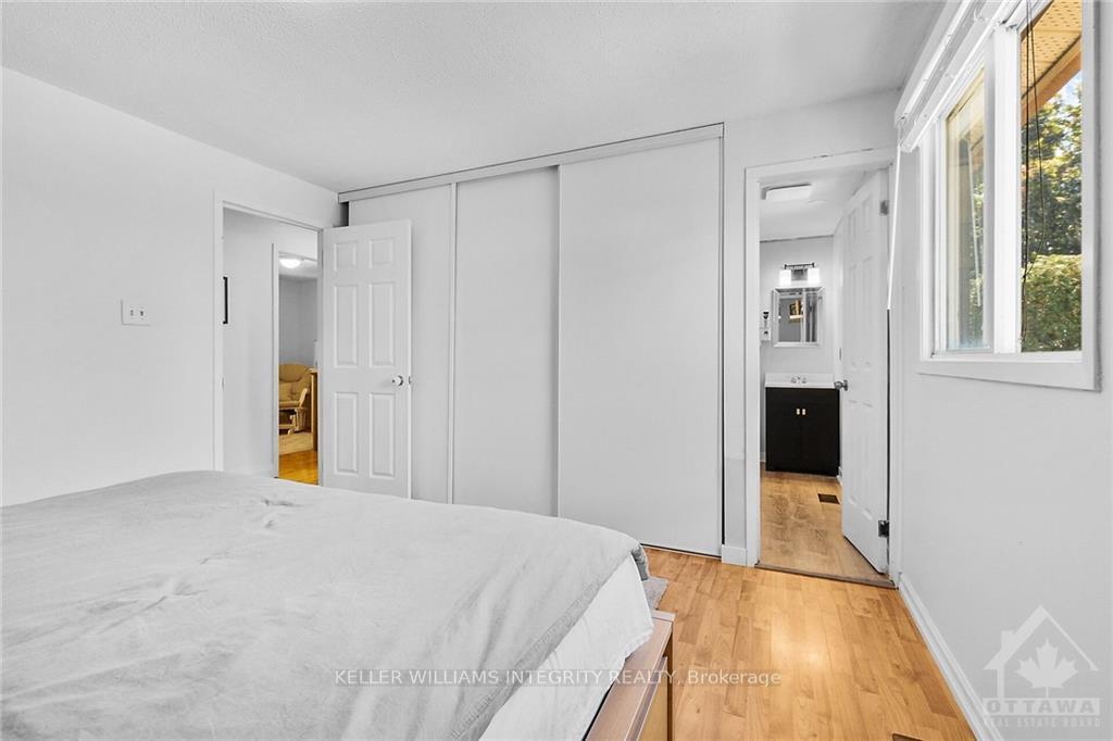 Photo 15 of 1556 Payette Drive, Ottawa, Bilberry Creek/Queenswood Heights — HOMEH