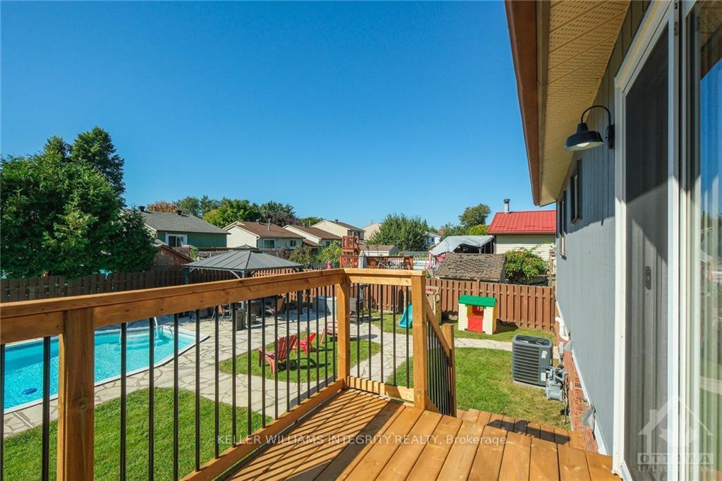 Photo 23 of 1556 Payette Drive, Ottawa, Bilberry Creek/Queenswood Heights — HOMEH