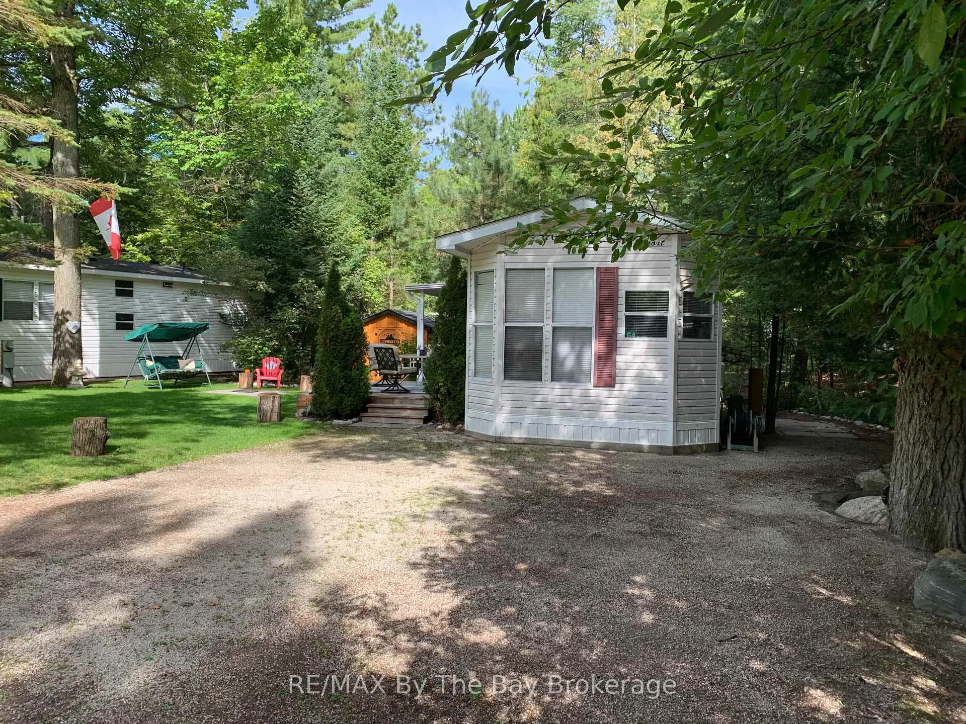 Photo 5 of Unit G4, 85 Theme Park Drive, Wasaga Beach — HOMEH