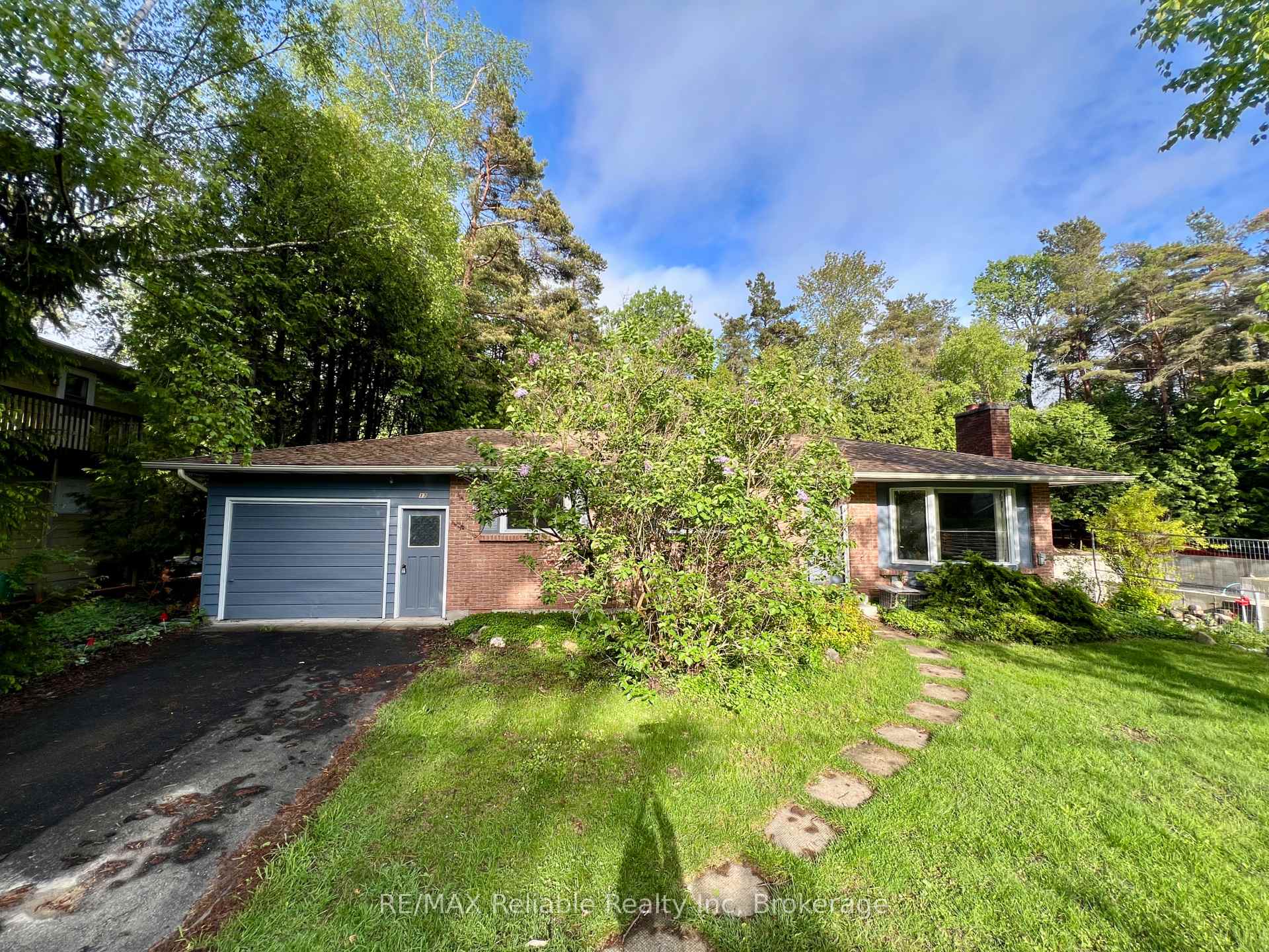 Photo 7 of 12 Stark Street, Bluewater, Bayfield — HOMEH