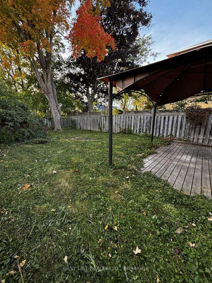 Photo 11 of 422 Maplewood Drive, Oshawa, O'Neill — HOMEH