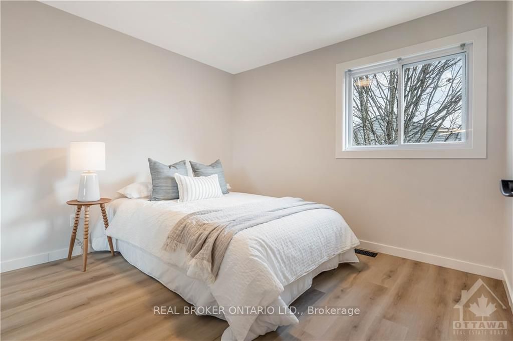 Photo 22 of 272 Cote Royale Crescent, Ottawa, Bilberry Creek/Queenswood Heights — HOMEH