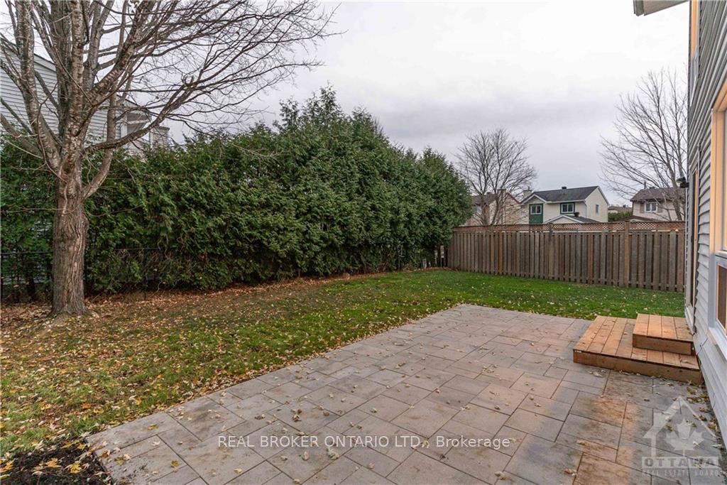 Photo 27 of 272 Cote Royale Crescent, Ottawa, Bilberry Creek/Queenswood Heights — HOMEH