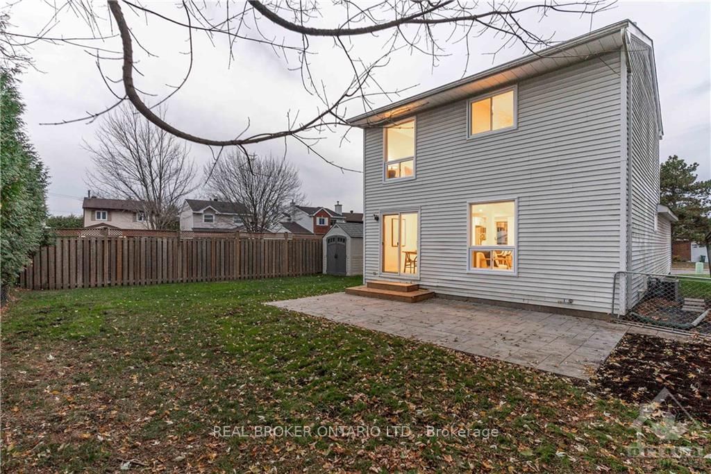 Photo 28 of 272 Cote Royale Crescent, Ottawa, Bilberry Creek/Queenswood Heights — HOMEH