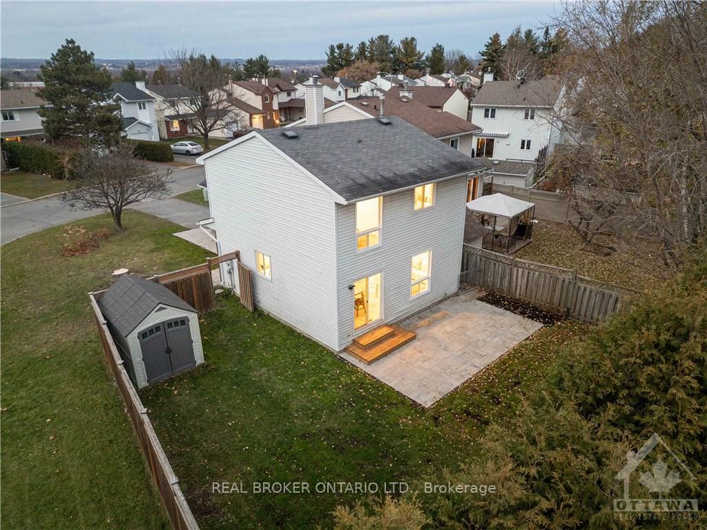 Photo 29 of 272 Cote Royale Crescent, Ottawa, Bilberry Creek/Queenswood Heights — HOMEH