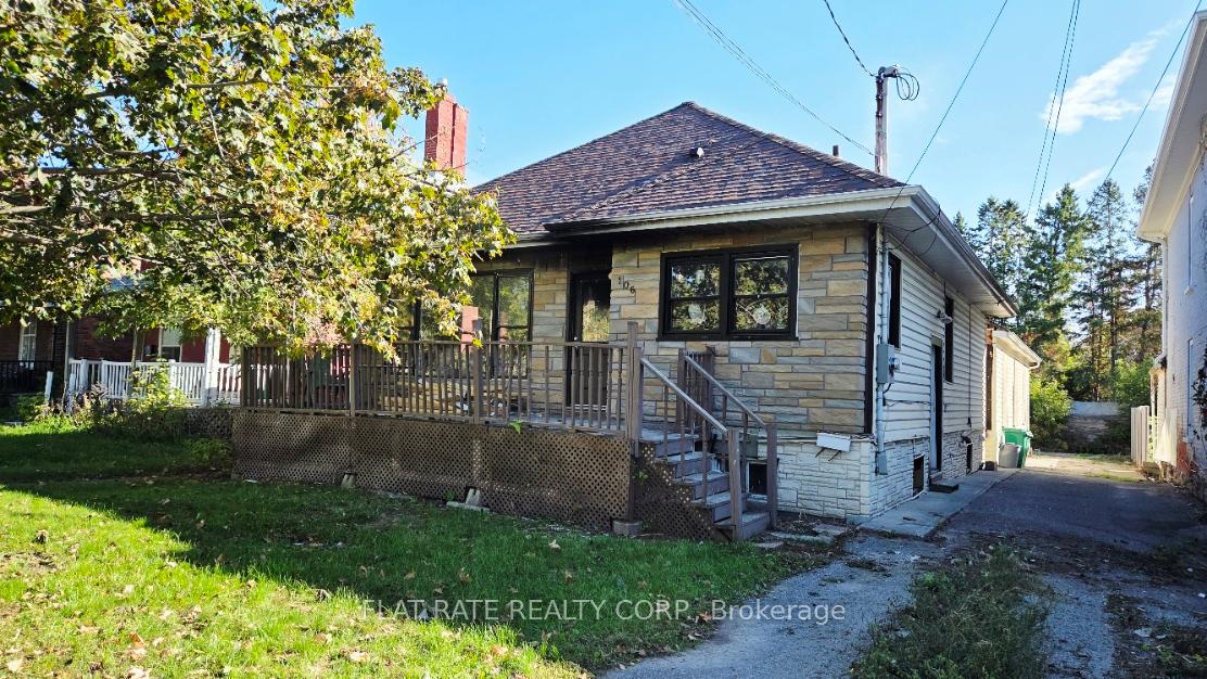 Front of 106 Stewart Street