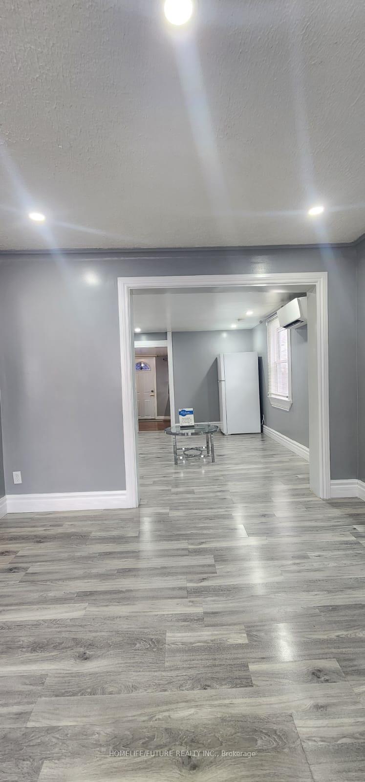 Photo 11 of 218 Oshawa Boulevard S, Oshawa, Central — HOMEH