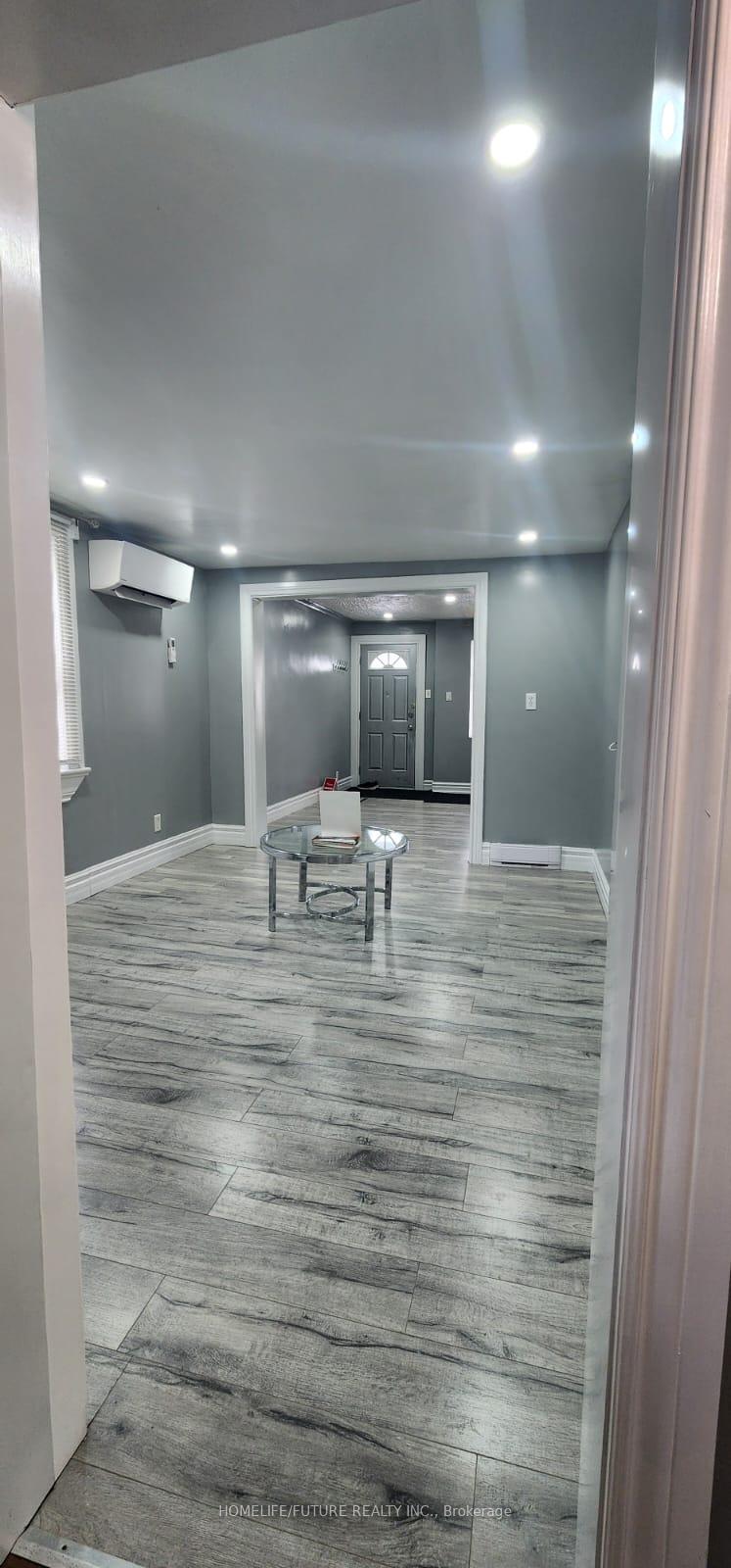 Photo 12 of 218 Oshawa Boulevard S, Oshawa, Central — HOMEH