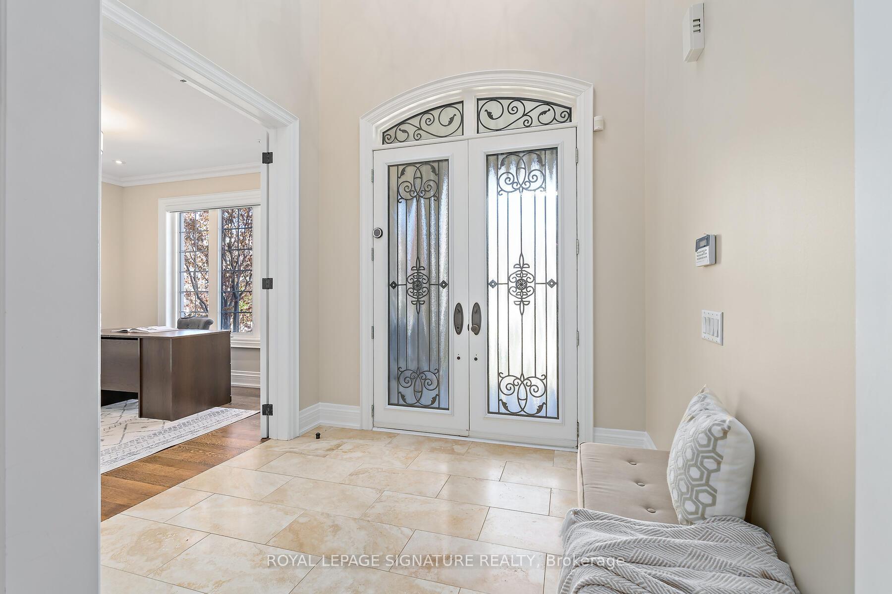 Photo 3 of 92 Sir Modesto Court, Vaughan, Patterson — HOMEH