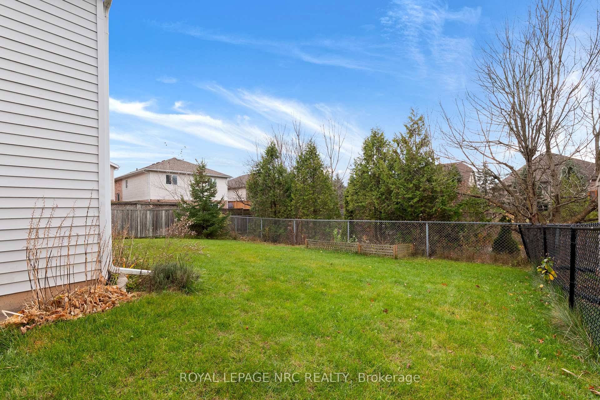 Photo 6 of 199 Balsam Street, Welland, West Welland — HOMEH